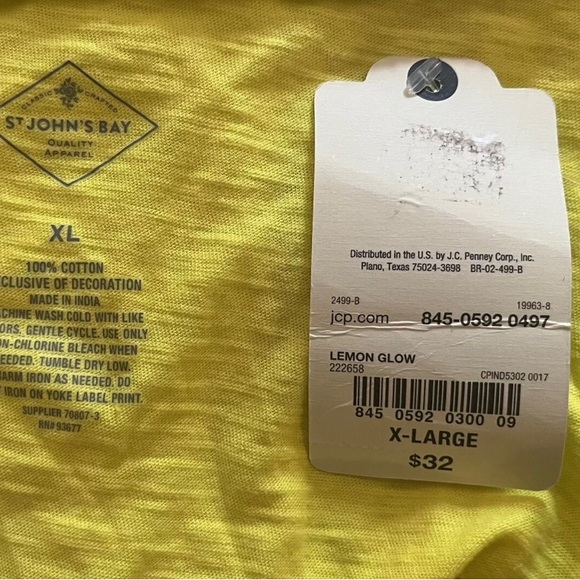 St. John’s Bay Women’s Top (XL) NWT - Picture 3 of 3